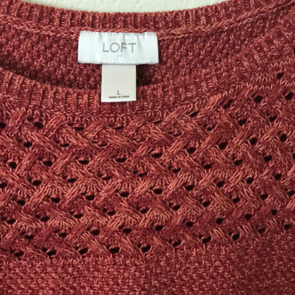 Ann Taylor LOFT basketweave long sleeve sweater